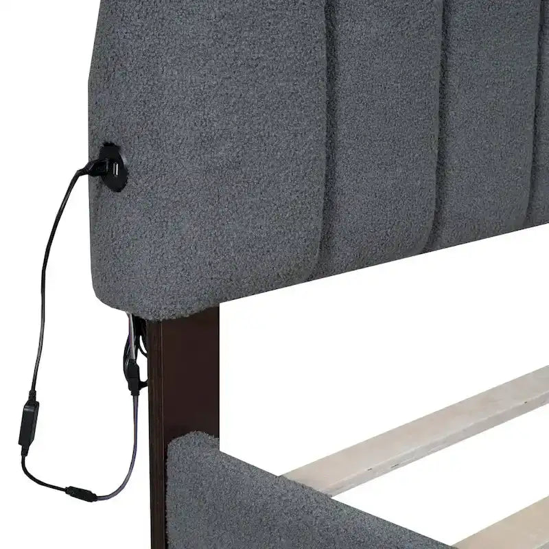 Lit plateforme Queen tapissé blanc/beige/gris avec LED et tiroir de rangement, 2 personnes