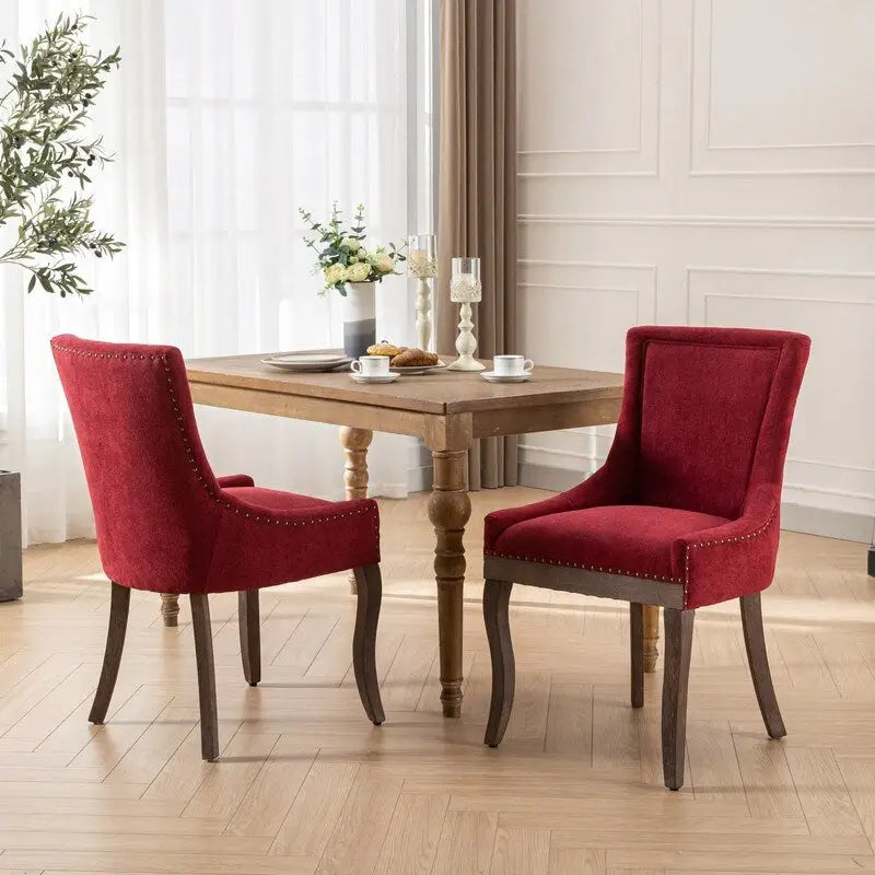 Chaises de salle à manger hautes en tissu jaune/bordeaux avec pieds en bois et clous décoratifs, lot de 2